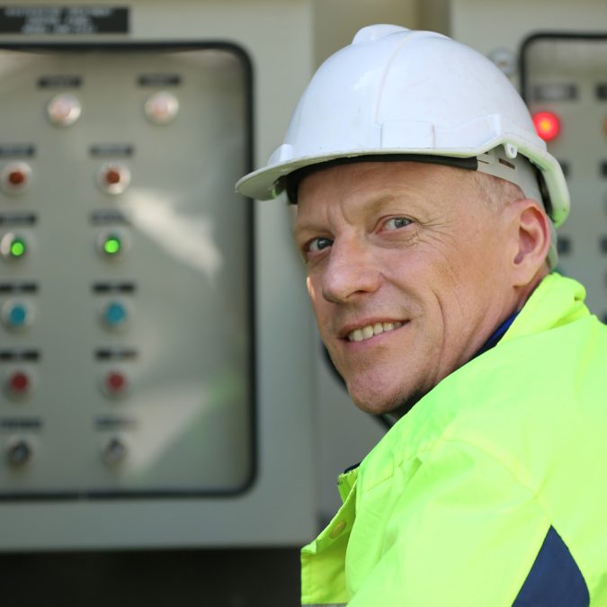 Fluitec-Case-Study-DECON-AO-Australia-PowerGen-Compressor-0916_Feature